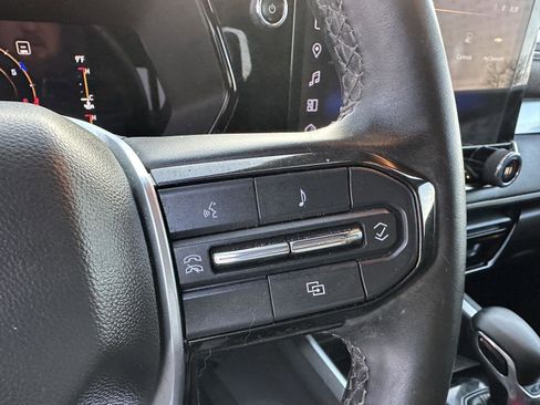 Used 2023 Chevrolet Colorado LT w/ LT Convenience Package II image 29