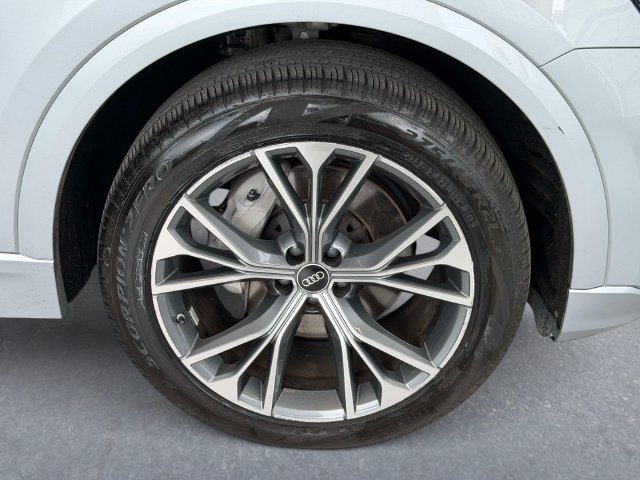 Used 2023 Audi Q8 Premium w/ Black Optic Package AWD/4WD image 8