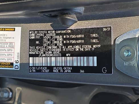 Certified 2021 Lexus GX 460 Premium w/ Premium Package AWD/4WD image 35