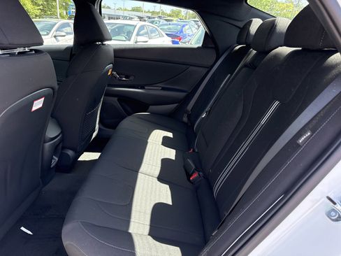 New 2026 Hyundai Elantra SEL Sport FWD image 12