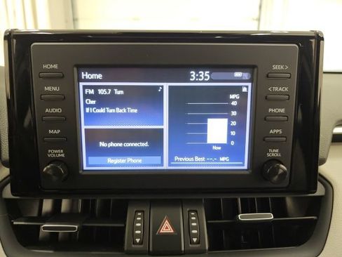 Used 2019 Toyota RAV4 XLE Premium w/ Cold Weather Package AWD/4WD image 25