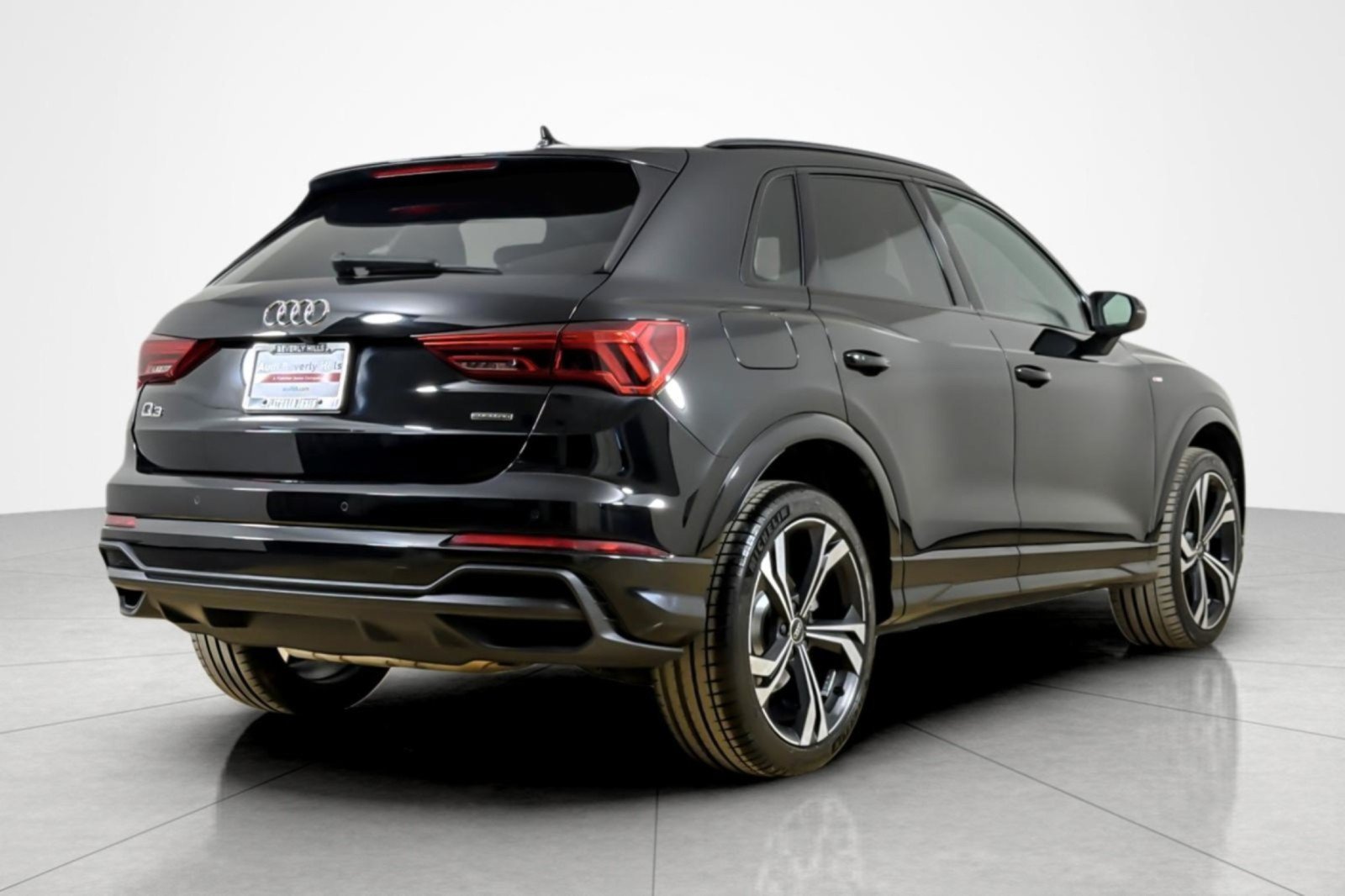 Used 2024 Audi Q3 2.0T Premium Plus AWD/4WD image 5
