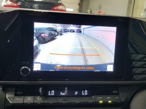 Used 2025 Toyota Camry LE FWD image 30