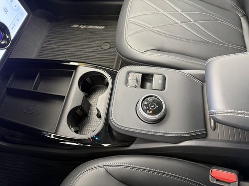 Used 2024 Ford Mustang Mach-E Select w/ Comfort Package Lite image 37