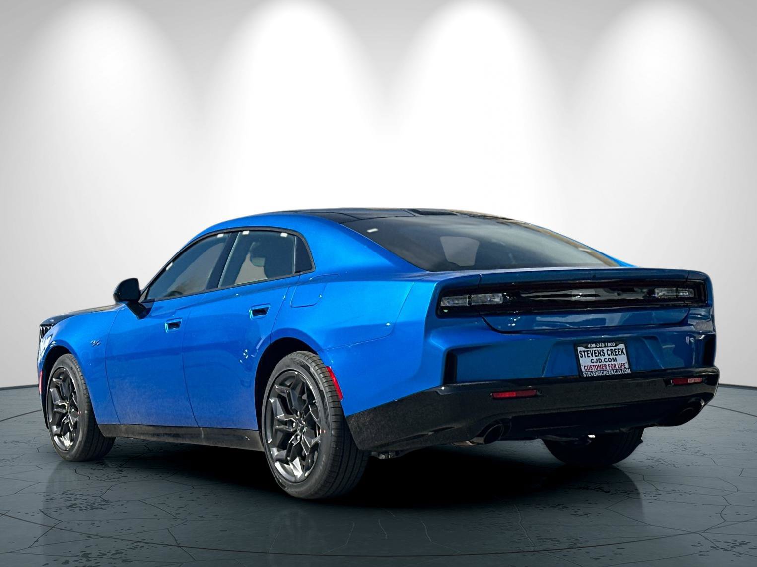 New 2026 Dodge Charger R/T w/ Blacktop Package AWD/4WD image 4