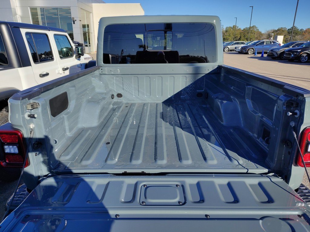 New 2026 Jeep Gladiator Rubicon AWD/4WD image 31