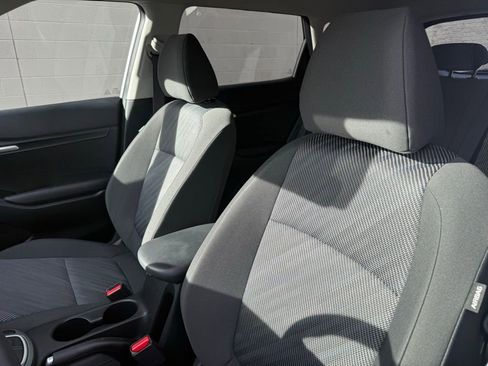 Used 2025 Kia Seltos LX image 19