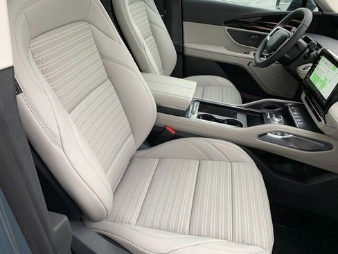 New 2026 Lincoln Nautilus Reserve w/ Jet Appearance Package AWD/4WD image 18