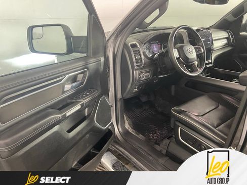 Used 2023 RAM 1500 Laramie AWD/4WD image 11