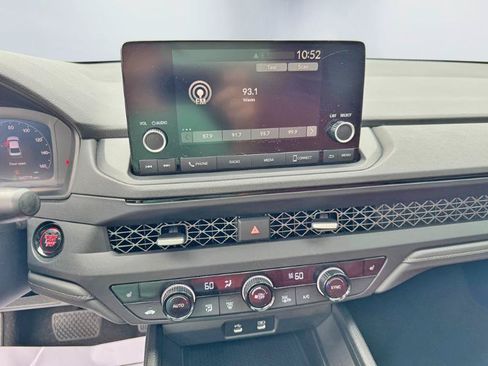 Used 2024 Honda Accord EX image 17