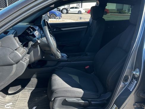 Used 2019 Honda Civic Sport image 3