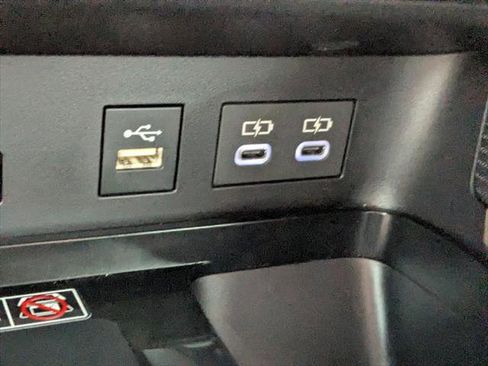 Certified 2025 Toyota Camry SE FWD image 21