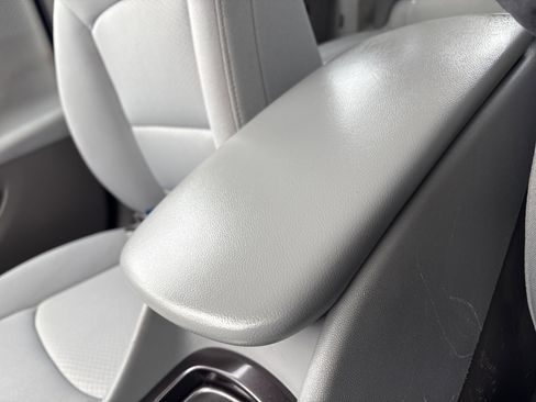 Used 2021 Chevrolet Malibu LS image 26