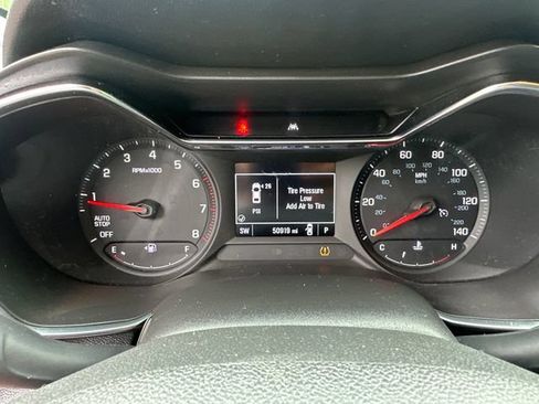 Used 2023 Chevrolet TrailBlazer LT FWD image 29
