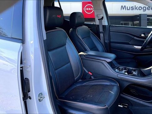 Used 2022 GMC Acadia AT4 w/ Technology Package image 26