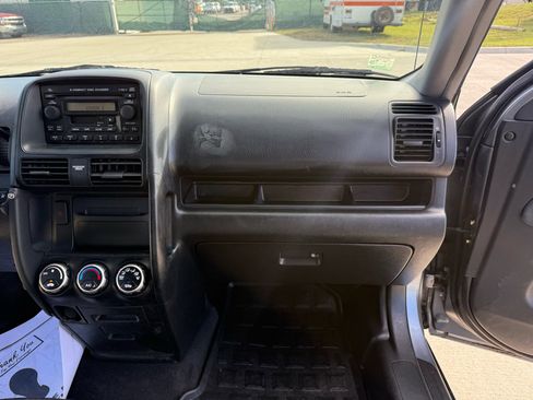 Used 2005 Honda CR-V EX image 26