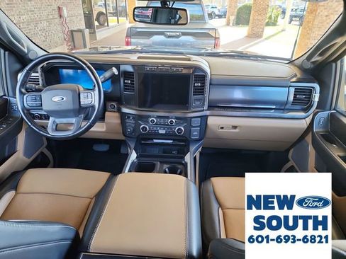 Used 2023 Ford F350 Lariat w/ Chrome Package image 18
