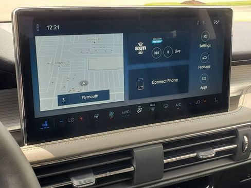 Certified 2024 Lincoln Corsair AWD w/ Equipment Group 101A image 18
