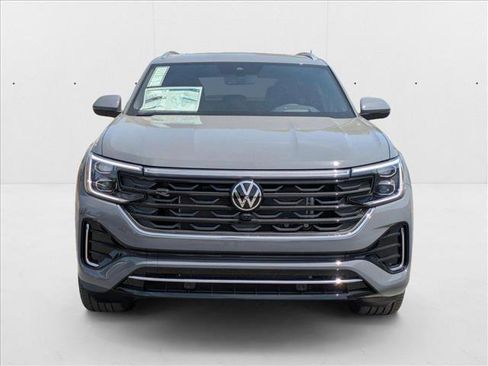 New 2025 Volkswagen Atlas Cross Sport SEL Premium R-Line image 5