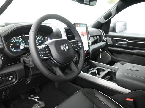 New 2026 RAM 1500 Laramie AWD/4WD image 16