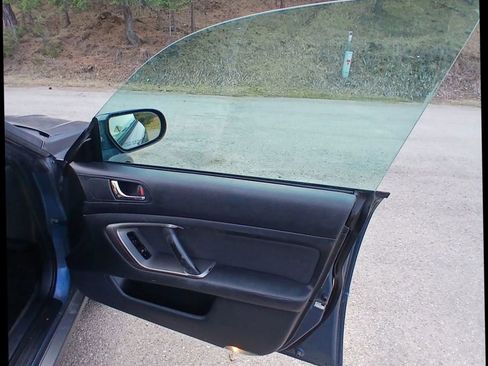 Used 2005 Subaru Outback 2.5i image 11