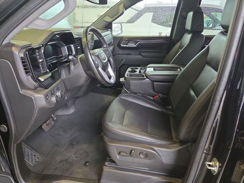 Certified 2025 GMC Sierra 1500 SLT image 16