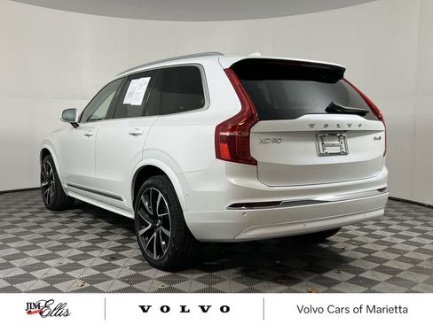 Used 2024 Volvo XC90 B6 Plus image 6