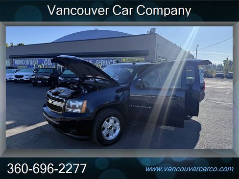 Used 2009 Chevrolet Suburban LT AWD/4WD image 32