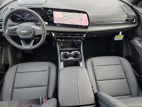 Certified 2026 Chevrolet Traverse LT w/ LPO, Floor Liner Package image 30