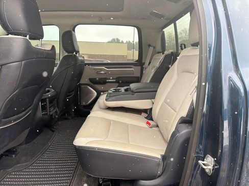 Used 2024 RAM 1500 Limited AWD/4WD image 5