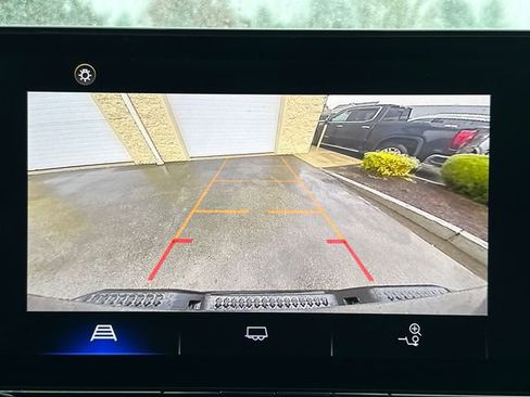 Used 2024 Chevrolet Colorado Trail Boss image 30