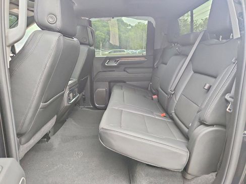 Used 2025 GMC Sierra 2500 Denali w/ Denali Reserve Package AWD/4WD image 9