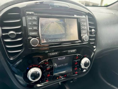 Used 2015 Nissan Juke SV w/ Technology Package image 18