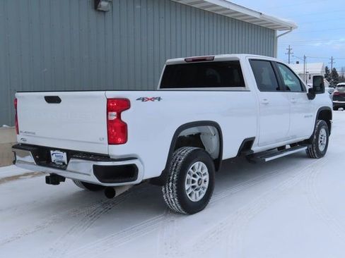 Used 2025 Chevrolet Silverado 2500 LT w/ Convenience Package image 10