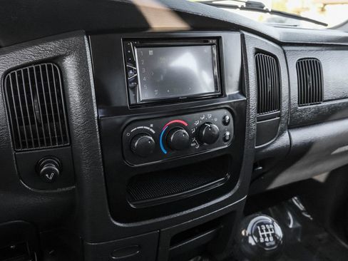 Used 2003 Dodge Ram 2500 Truck SLT image 22