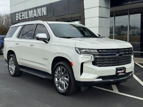 Used 2021 Chevrolet Tahoe Premier w/ Premium Package image 2