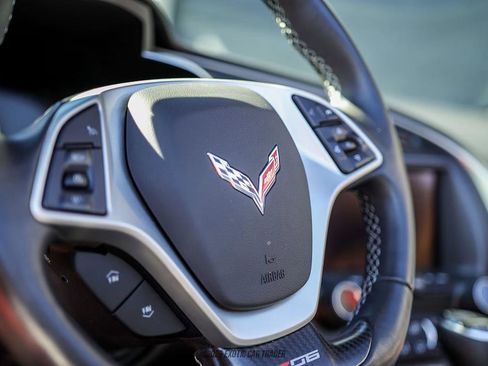 Used 2019 Chevrolet Corvette Z06 RWD image 19