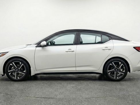 Used 2025 Nissan Sentra SV FWD image 5