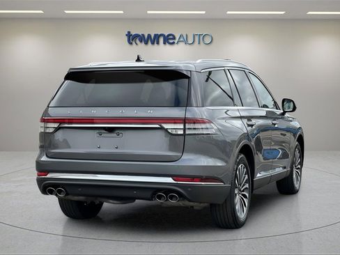 Used 2024 Lincoln Aviator Reserve w/ Elements Package Plus image 5
