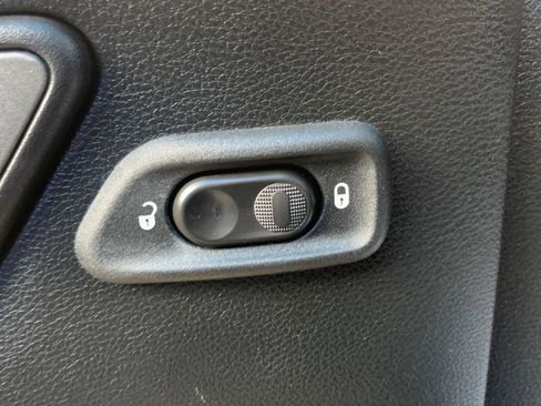 Used 2017 Jeep Wrangler Unlimited Sport w/ Quick Order Package 24S image 35