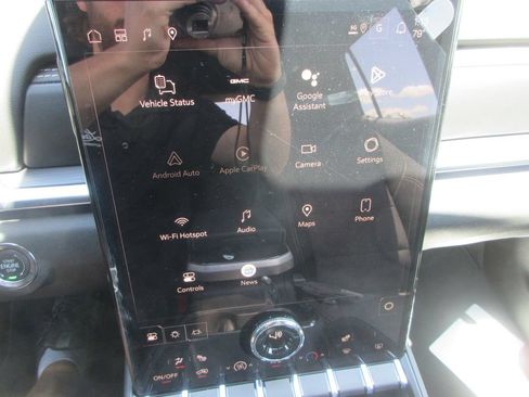 New 2026 GMC Terrain Elevation w/ Black Edition FWD image 17