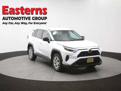 Used 2023 Toyota RAV4 LE AWD/4WD image 49