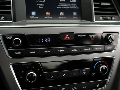 Used 2017 Hyundai Sonata Sport w/ Value Edition Package 02 image 16