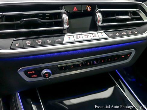 Used 2021 BMW X5 M50i AWD/4WD image 24