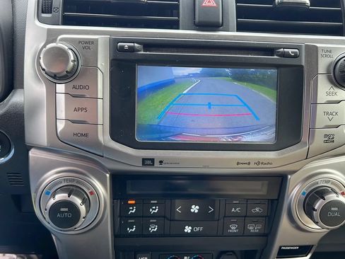 Used 2017 Toyota 4Runner Limited AWD/4WD image 25