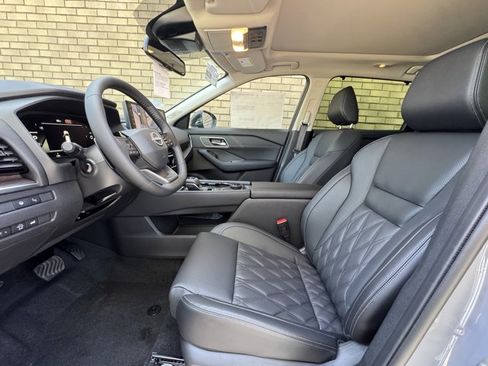 New 2026 Nissan Rogue Platinum w/ Platinum Premium Package AWD/4WD image 26