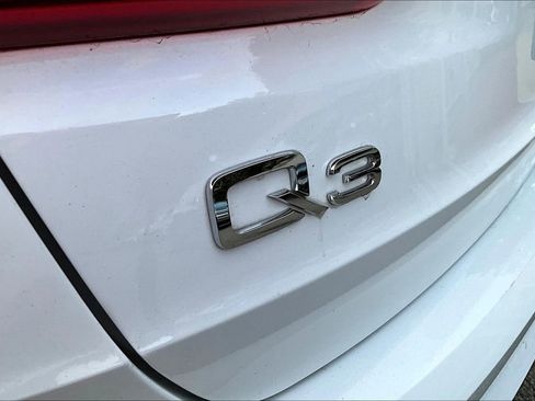 Used 2024 Audi Q3 2.0T Premium Plus image 24