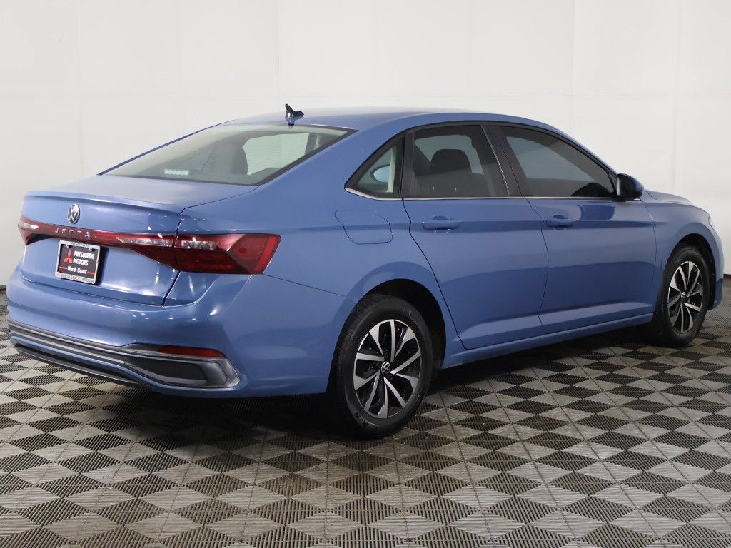 Used 2025 Volkswagen Jetta S FWD image 8