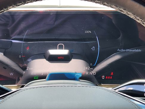 New 2026 Cadillac Lyriq V w/ Exterior Carbon Fiber Package AWD/4WD image 30