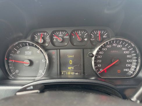 Used 2017 Chevrolet Silverado 1500 W/T w/ Trailering Package AWD/4WD image 12